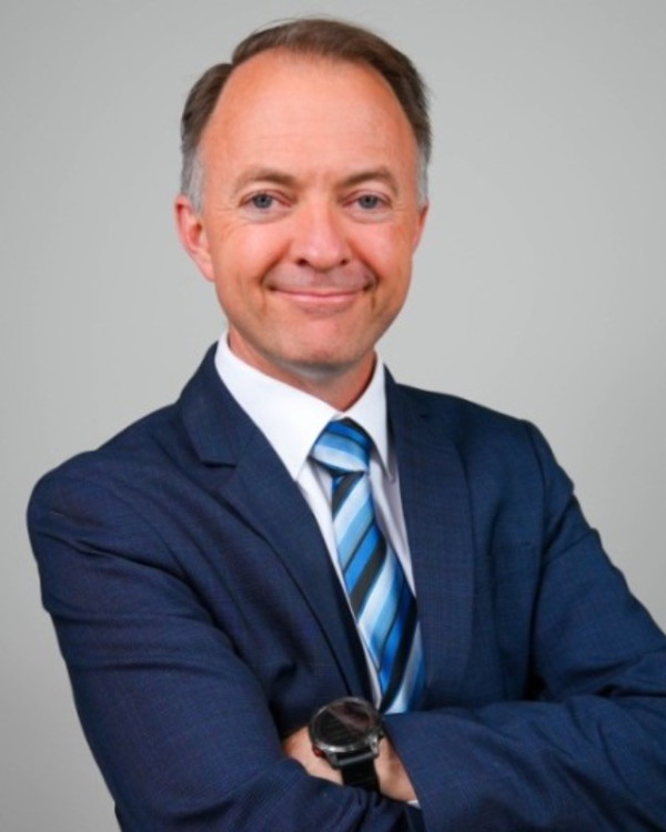 Dr. Bradley Paul Ladewig